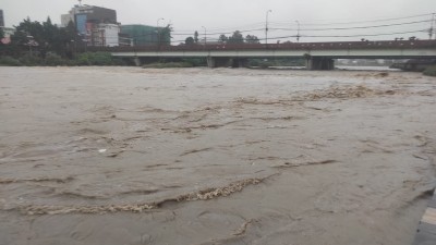  अविरल वर्षासँगै काठमाडौंको विभिन्न स्थानका बस्तीहरू डुबानमा, सेना परिचालन 